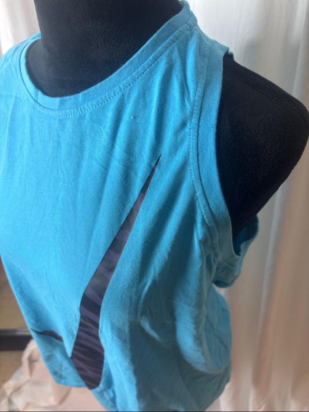 Nike Turquoise Muscle Tee with Navy Zebra Swoosh - Picture 4 of 9